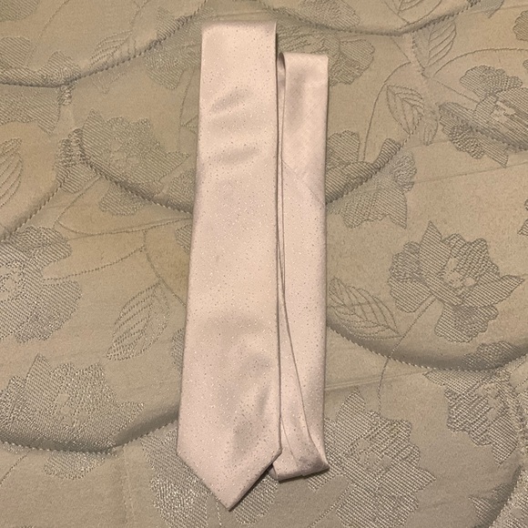 Men’s tie - Picture 3 of 5